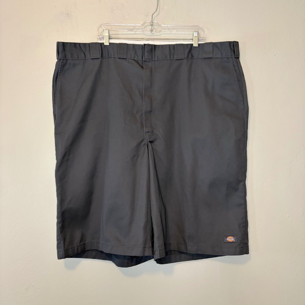 Dickies Work Shorts Mens 46 Loose Fit 13 Inseam Charcoal Gray Cell Pocket 42283